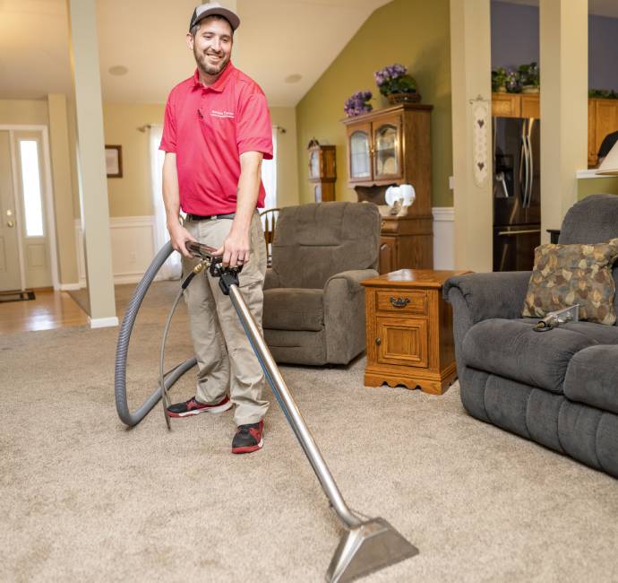 cleaning carpet professionally